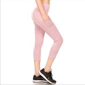Shosho workout capris. Size large